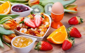 Вкусный и полезный завтрак: 9 идеальных продуктов для утреннего приема пищи